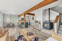 Horseshoe Hideaway with Sunset Views - Chalets