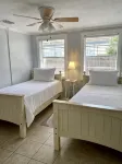 Cottages on Norris Unit A DOWNTOWN PET FRIENDLY - Homestays