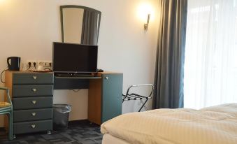 Hotel B8 Voerde - Housity
