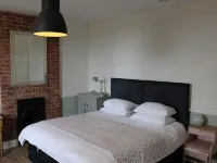 The Railway Inn Westerfield - 3-Star