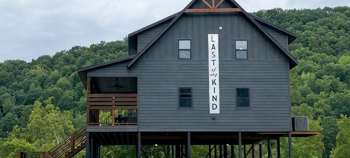 Last of My Kind—NEW modern cabin on the Caddo River and 30 min from Camp Ozark! Hôtels à&nbsp;: Comte de Pike