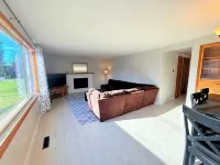 Peaceful and Welcoming 3 bedroom/1.5 bath home conveniently located! - 3つ星