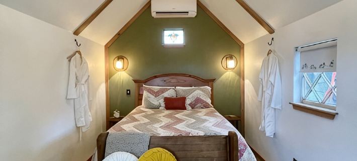 Swiss Alp Texas Cabin Ξενοδοχεία στην πόλη Fayette County