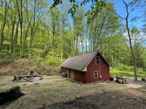Month to Month Cottage Rental Located Near Lancaster 33 by-Pass & FMC Hospital. - 3 estrellas