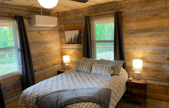 Cozy, Quiet Cabin Under the Stars - Near Desoto State Park and Downtown Mentone!