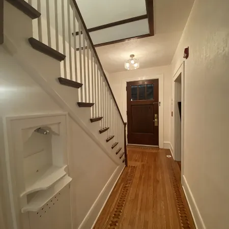 Remodeled Historical Home In Bourbonnais.