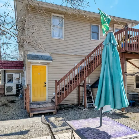 Stay in the heart of Greenwood Lake minutes away from the lake