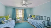 SOUTH BEACH & PARK Just a Hop Skip & Jump • CORAL COTTAGE • Fun Seaside Vero - شاطئ
