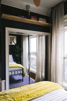 Chic Downtown Studio: A Hideaway Oasis - Boutique