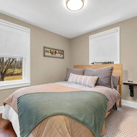 Newly renovated Cozy home with chef kitchen, pretty much fully stocked
