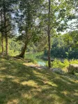 Blackbeard’s Lakefront Bungalow - convenient location with year-round lake views - 3-Star