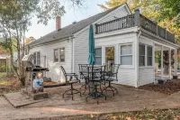 "Maple Cottage" - Spacious 4Br Family Home in Safe Neighborhood in Gastonia - 3-Star