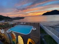 Seaside Villa Hilife - Barer