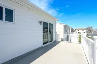 Newly Renovated Condo 2 Bd/1Bth - 1.5 Blocks to Beach - badewanne