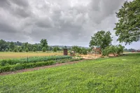 Apple Blossom Suite /Cozy Family Friendly Farm Stay/4 Bedrooms - Wi-Fi