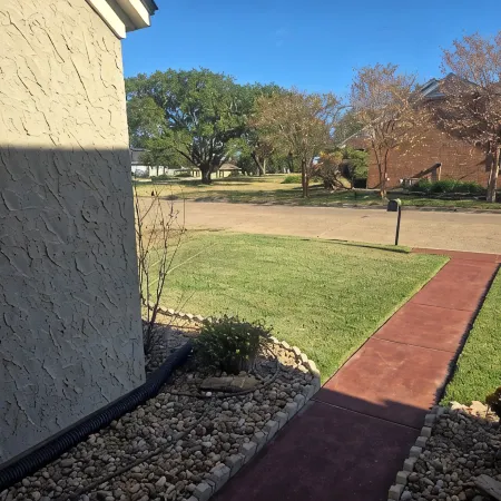 Clean 2-Bd Townhome in Quiet Neighborhood Close to All That B/CS Offers.