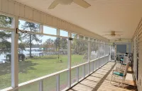 Lakefront Cottage on Lake Marion - Homestays