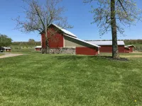 Studio<br>w/kitchen on Alpaca farm Sodus Bay, Wine trails & Brantling ski slope - Homestays