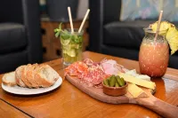 Logis Hôtels le Saint Georges - breakfast
