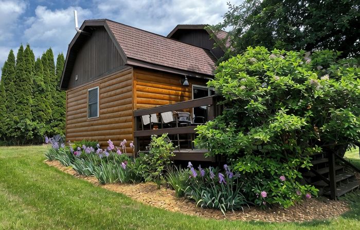 Heritage hideaway-Secluded Log Cabin