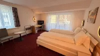 Hotel Heilquelle-Leukerbad-Therme - ที่มีสปา