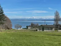Stunning views, 6-Bedroom Farmhouse with beach access and mooring - Homestays