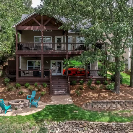 Lake Keowee Retreat! Swim, Boat, Kayak & Relax on Dock Just Steps from the Water