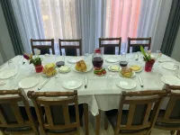 Hotel Epoka - parking