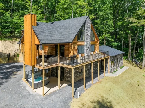 Brand NEW Build! Five Master Suites~Bunk Room~INDOOR POOL, Game ROOM & Hot Tub! - 游泳池