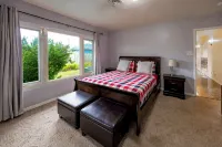 Steps to Beach! Pet Friendly. - 4 stjerner
