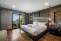 Luxury 3BR Hillside Retreat w/AC – Panoramic View - 4 ดาว