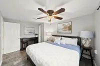 Palms Paradise. Pool. Waterfront. Near Space Coast Beaches. - Wifi