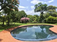 Cuckoos Nest Guest House - parking
