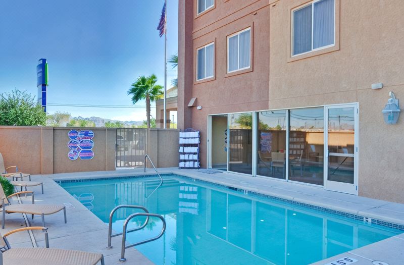 Holiday Inn Express LAS Vegas-Nellis by IHG photo 3