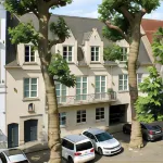 Pand 17 - Charming Guesthouse - Airport Shuttle