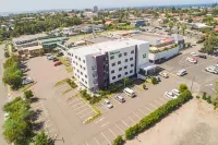 Ibis Styles the Entrance - parking