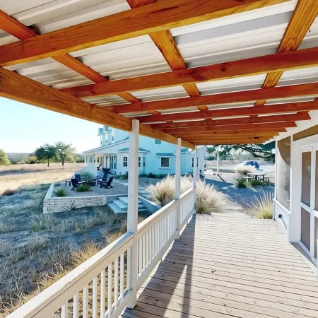 Tranquil Farmstead With Beautiful Views of the Country, Fire pit