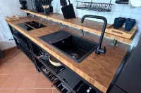 Oasis Apartment • Hot Tub & Parking - parking