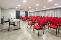 Hotel Valerim Itajaí / Navegantes - ที่มีที่จอดรถ
