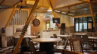 Gaia Asri Hotel Hotels in Pamanukan