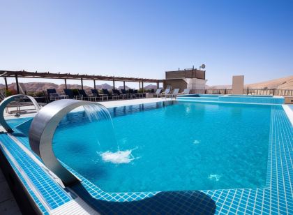 Petra Moon Luxury Hotel