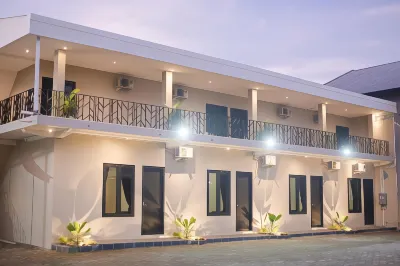 Heroes Hotel 타만 나셔널 메루 베티리, 수카메이드 주변 호텔
