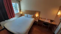 Ibis Lisboa Jose Malhoa Hotels near Lisbon Central Mosque