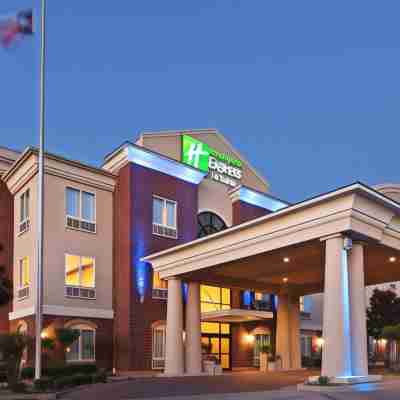 Holiday Inn Express & Suites Abilene Hotel Exterior