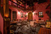 Boutique Hotel Von Graf Các khách sạn gần Biserica Manastirii