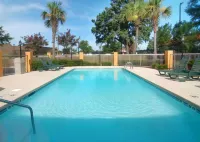 Fairview Inn & Suites Mobile