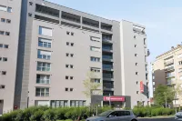 Appart'City Classic Lyon Villeurbanne Hotels near National School of State Public Works