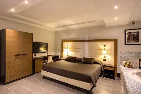 The Strand Hotel