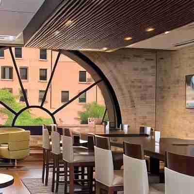 Homewood Suites by Hilton Grand Rapids Downtown, MI Dining/Meeting Rooms