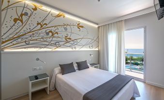 Golden Taurus Aquapark Resort
